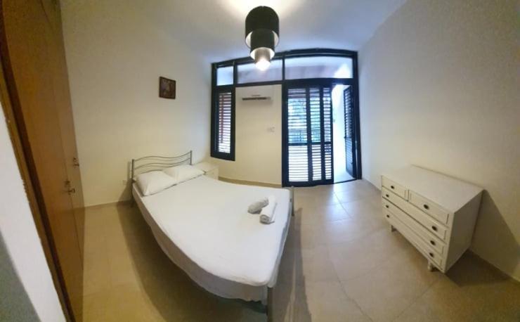 Lovely 2 Bedrooms In The Tourist Area In Paphos . 外观 照片